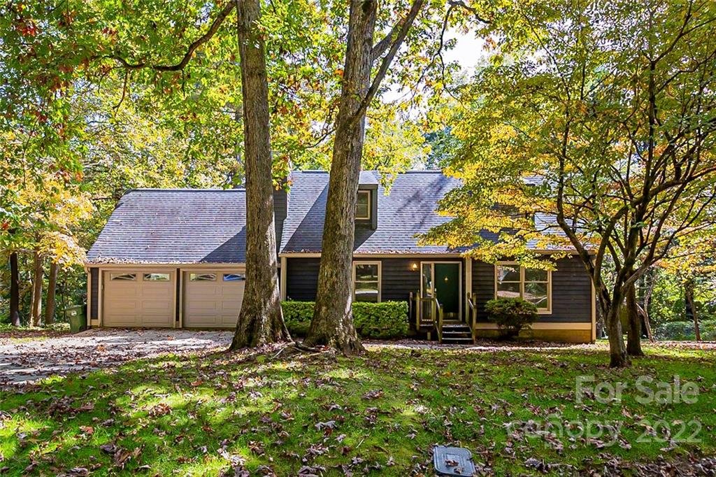 158 Scarlet Drive