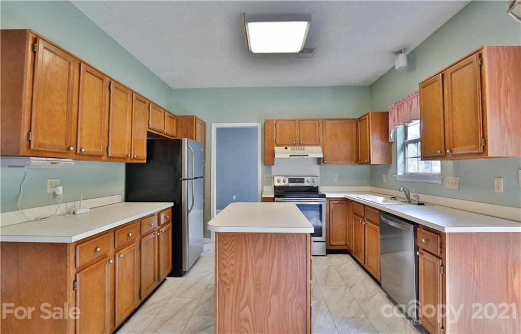 3211 Gulfstream Court