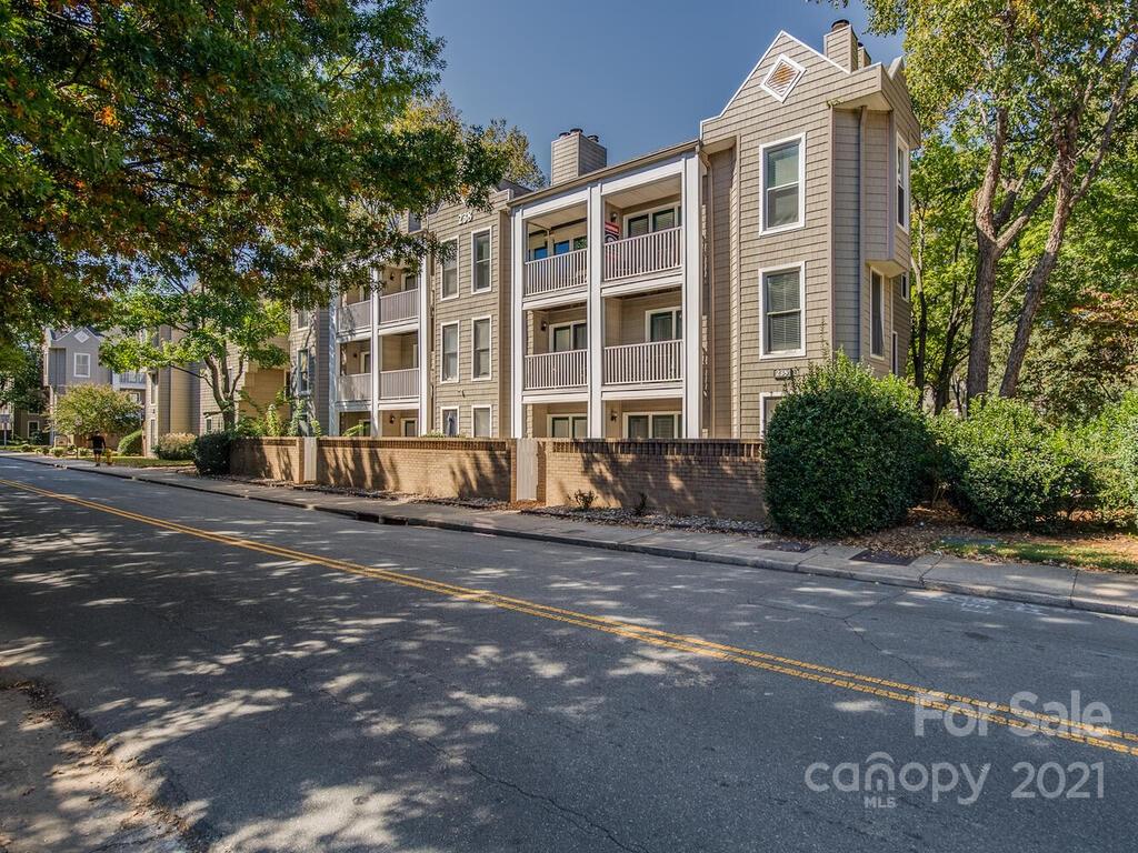 238 S Cedar Street 1