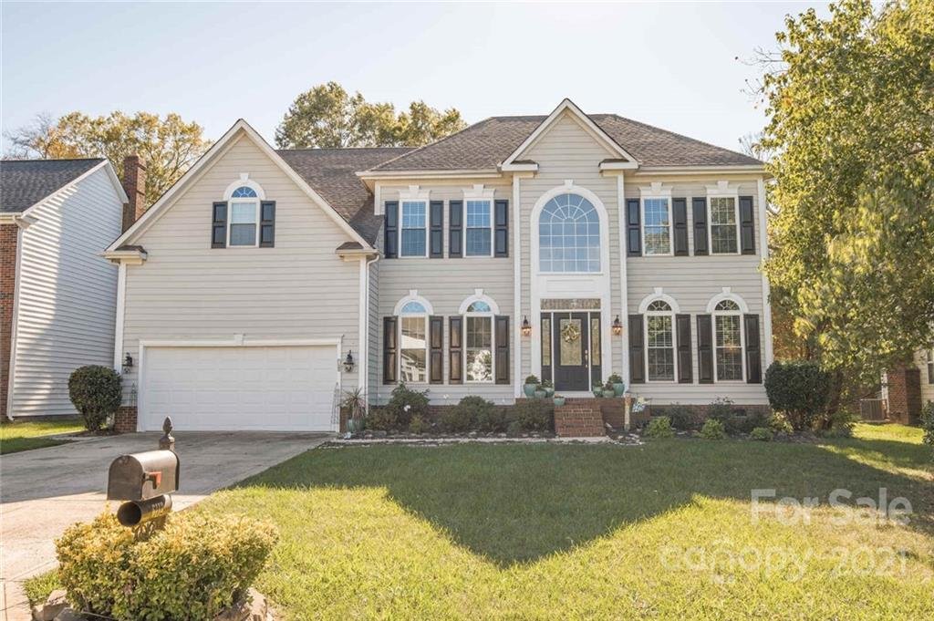 6113 Waverly Lynn Lane