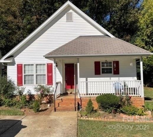 6017 Crape Myrtle Lane Level