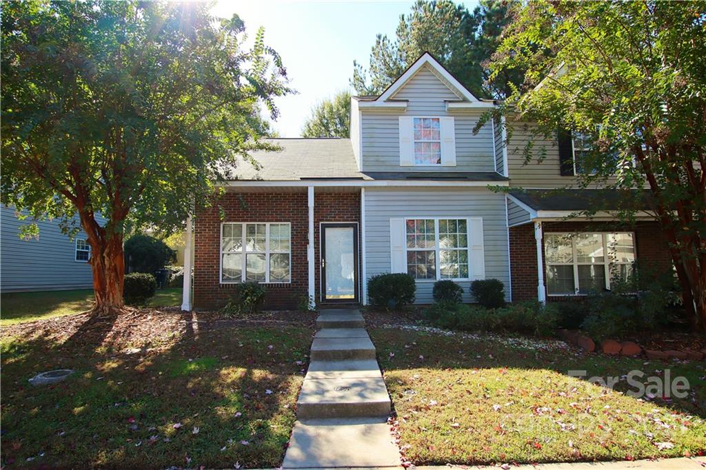 7526 Petrea Lane