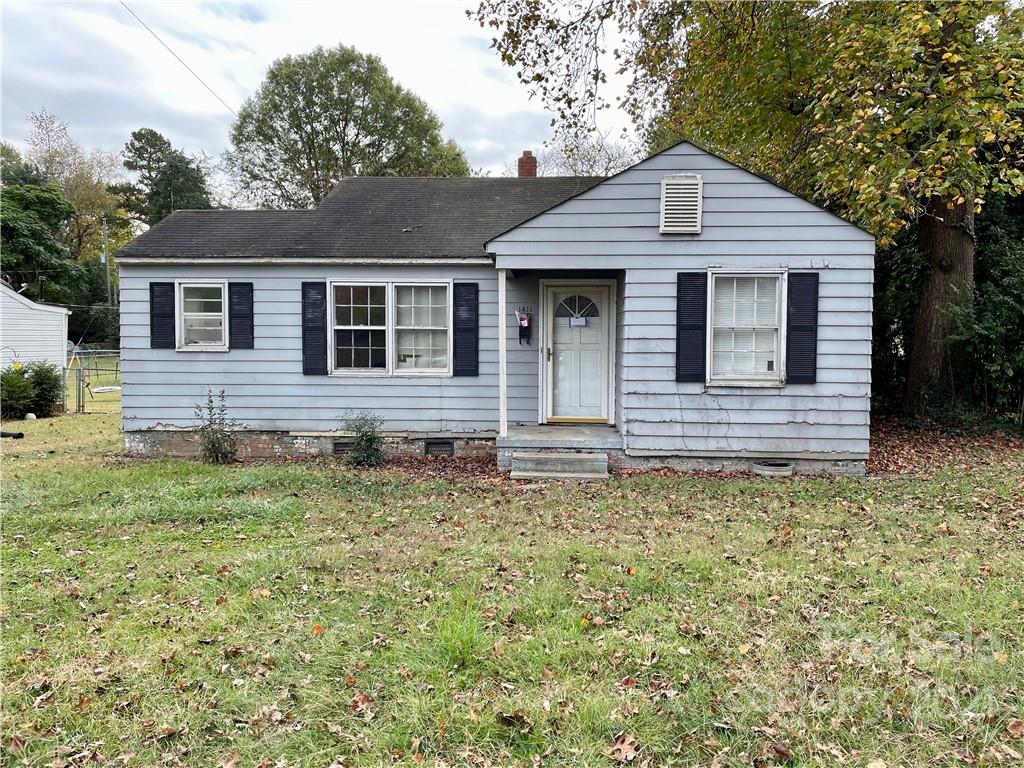 1411 Poston Circle