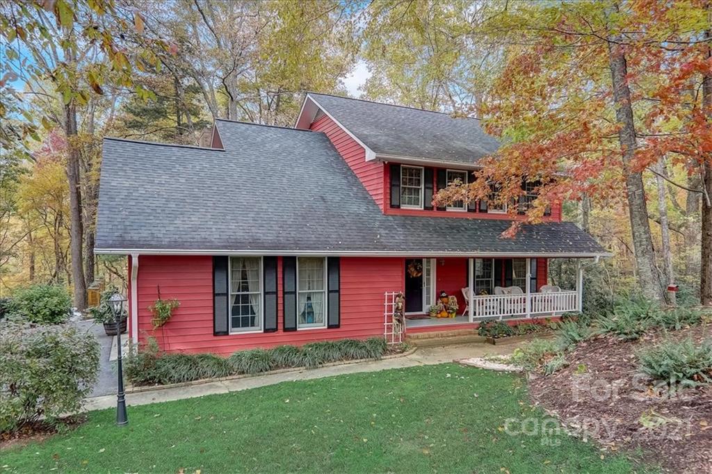 150 Churchill Downs Drive