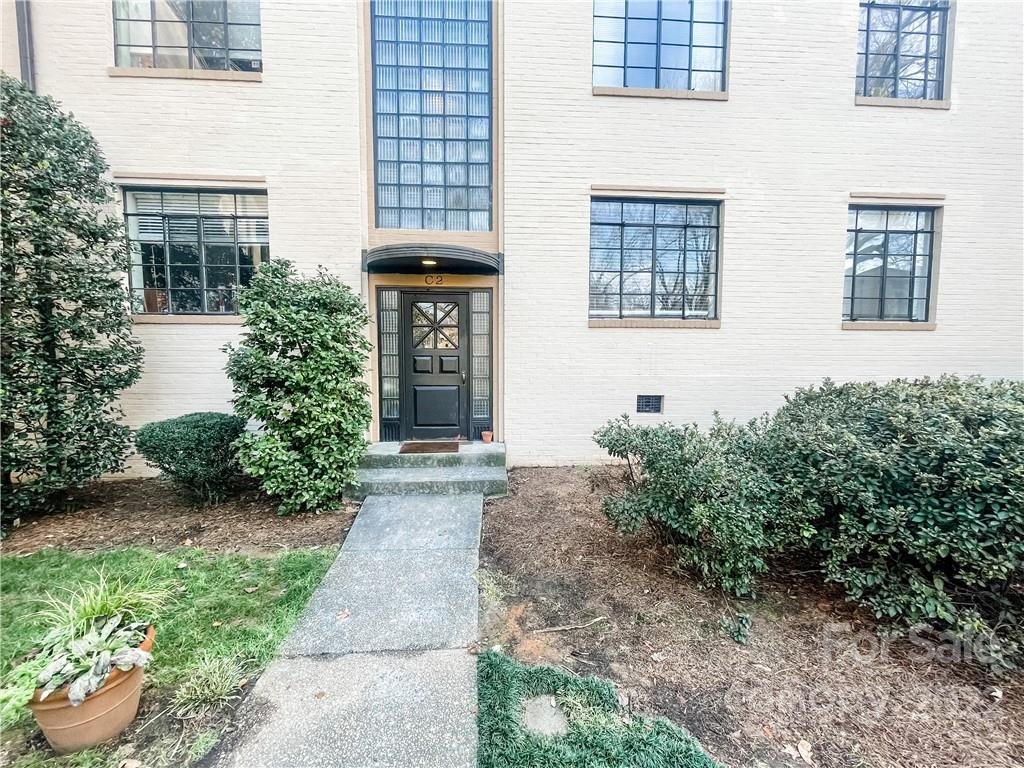 1121 Myrtle Avenue 38