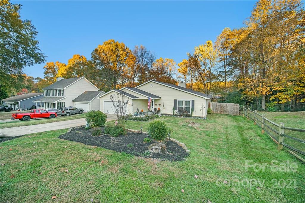 9357 Aylesbury Lane