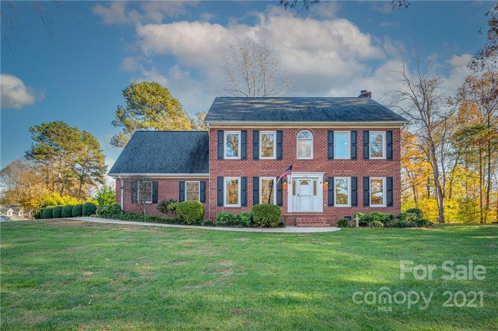 106 Gray Court