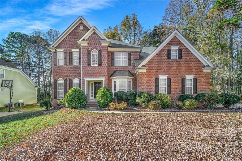6347 Glengarrie Lane