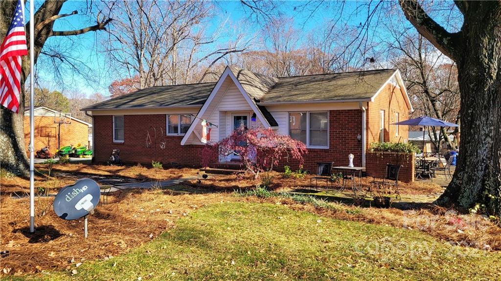 518 Fieldstone Road
