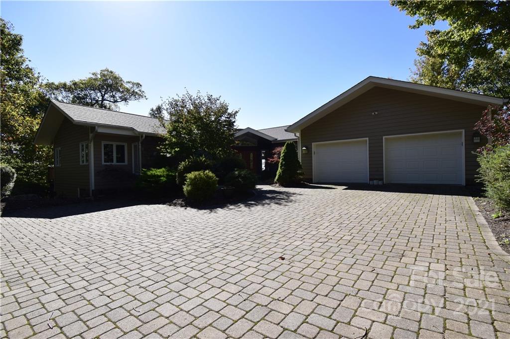 455 Greystone Drive