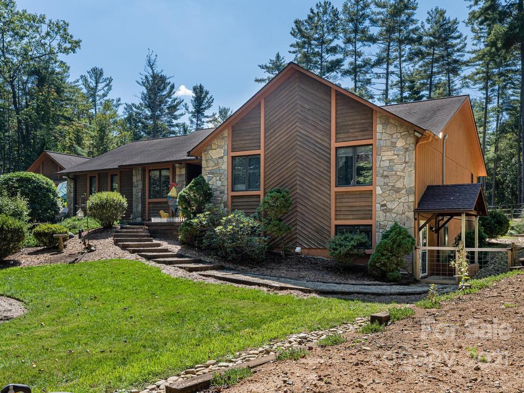 22 Westbridge Drive