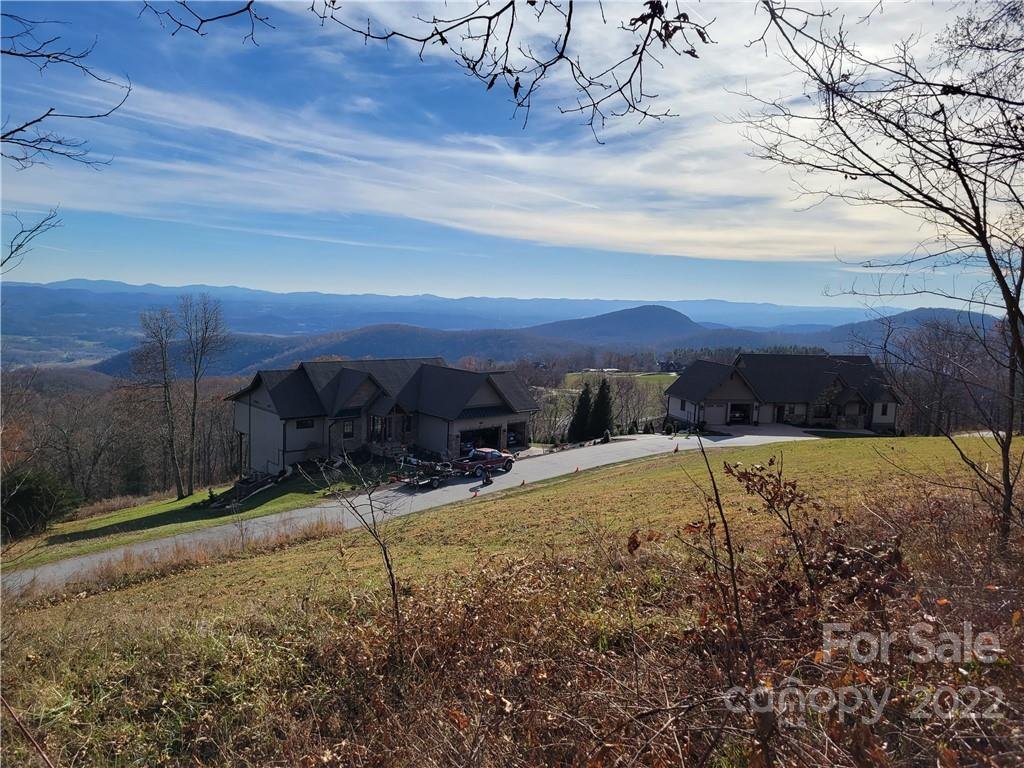 399 Summerset Drive