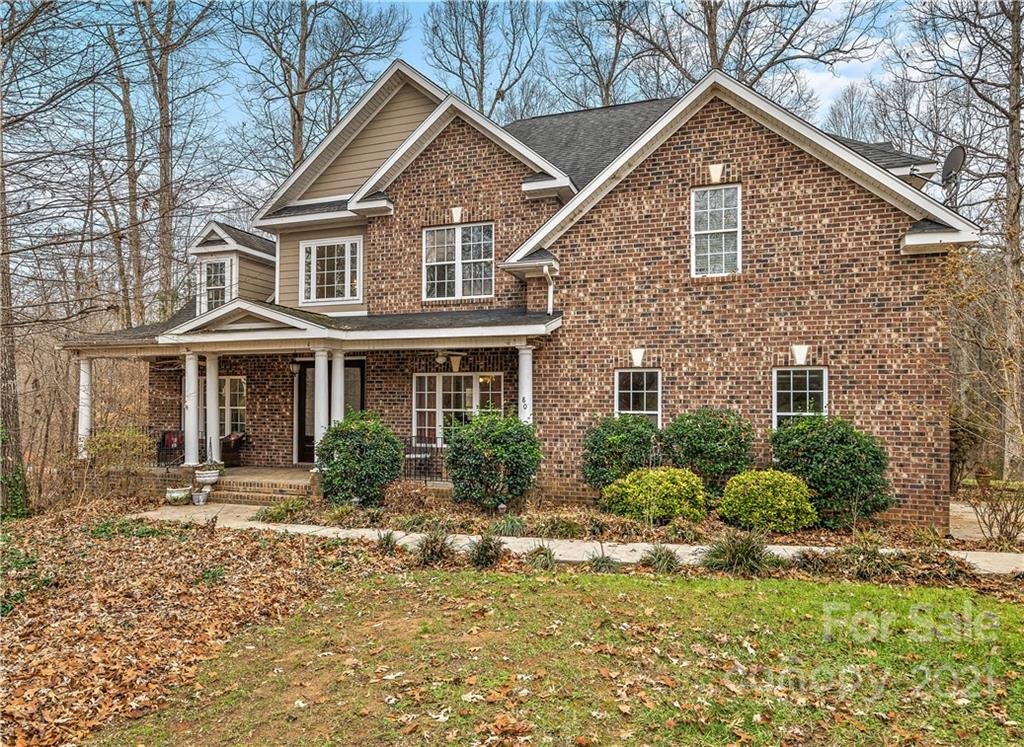 280 Amesbury Drive