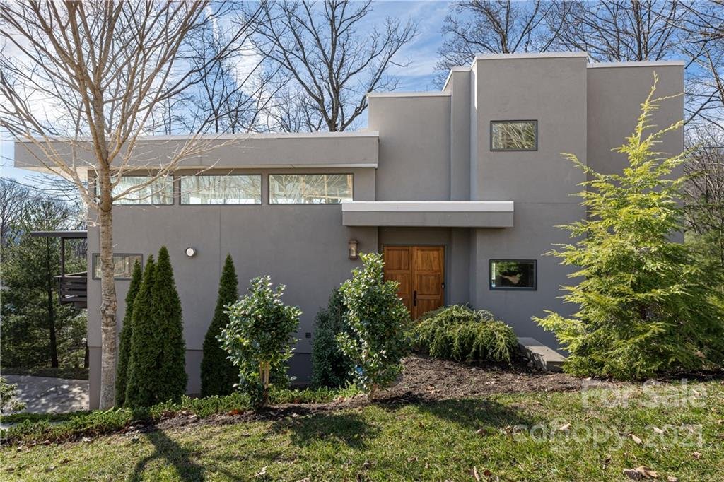 8 Samuel Ashe Drive