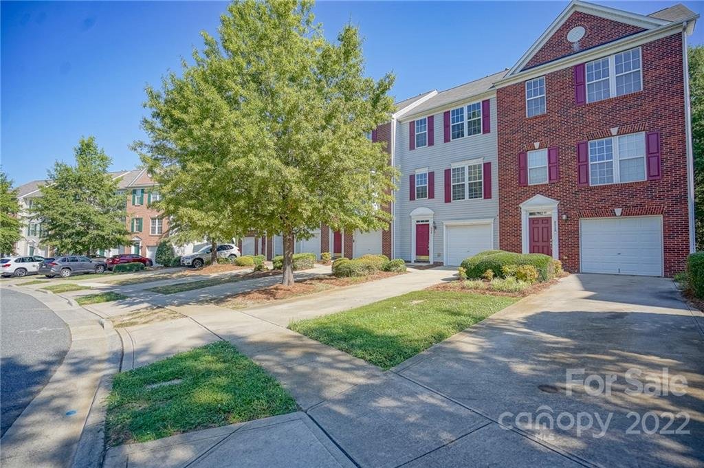 856 Tiger Lane