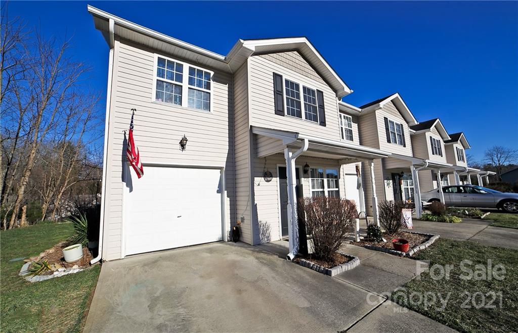28 Lanceford Circle