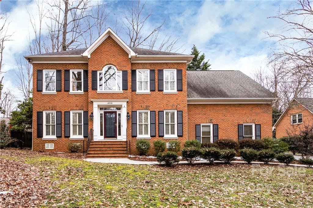 16516 Plantation Woods Drive
