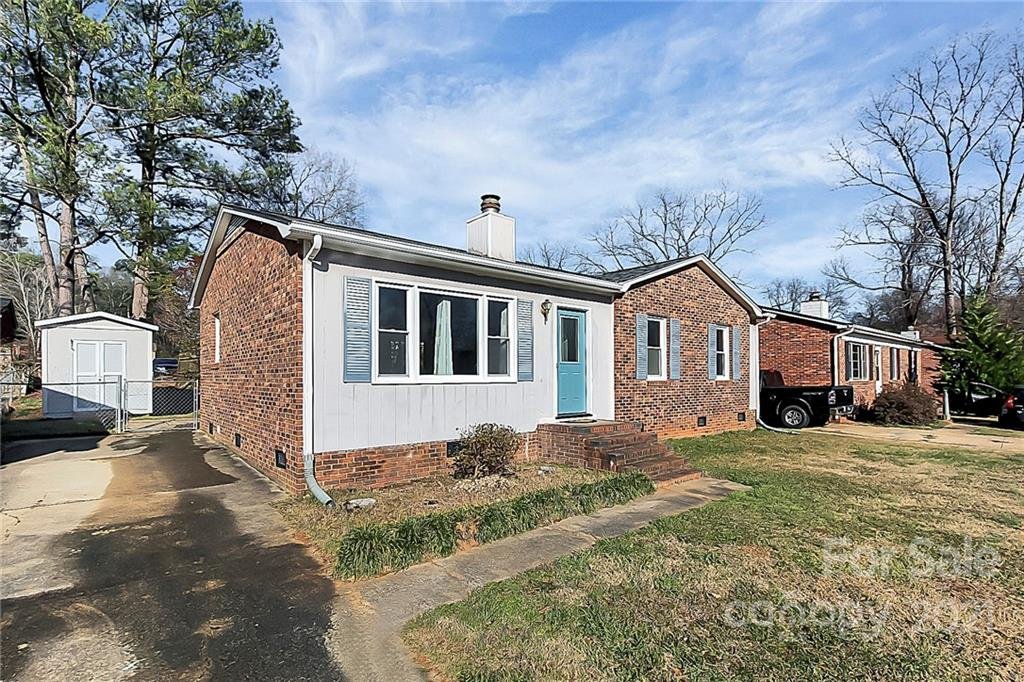 880 Finley Road