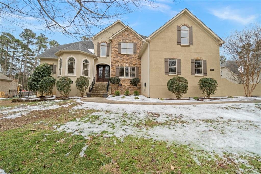 374 Indian Trail