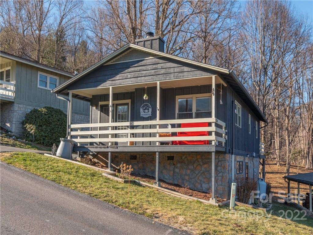 134 Stoney Ridge Loop