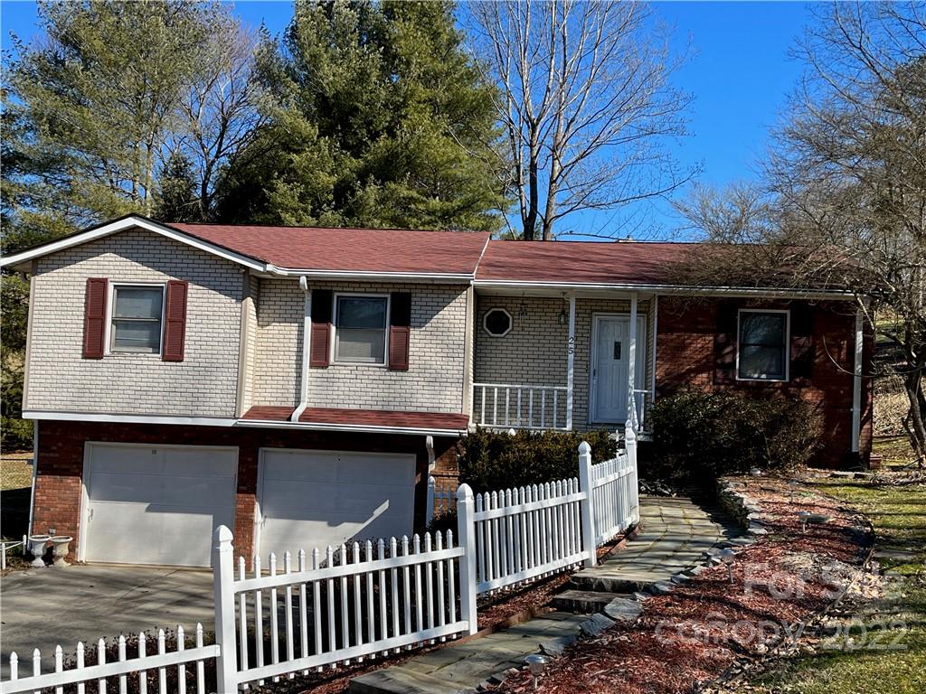 25 Sun Valley Court