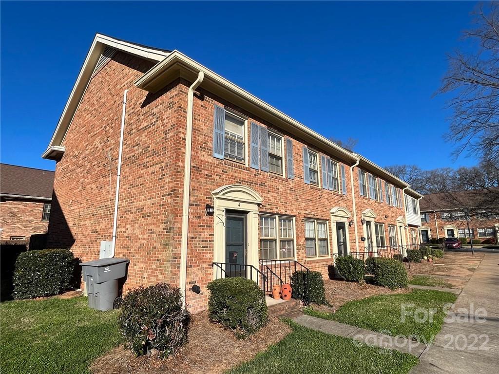 6300 Old Pineville Road