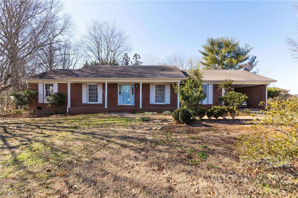 3004 Courtland Drive
