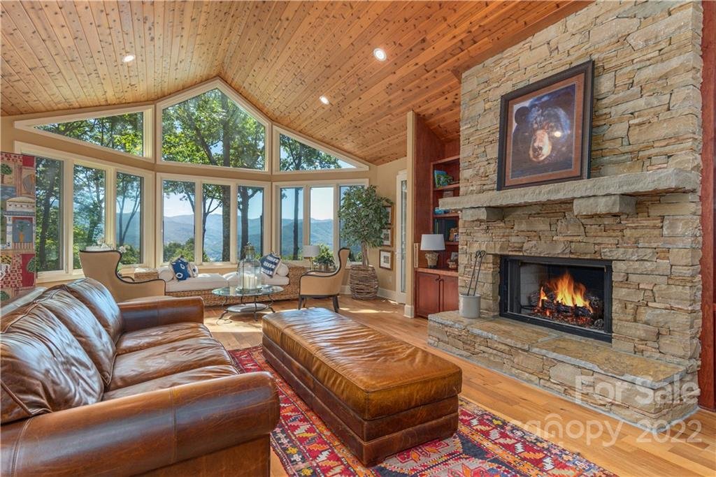 931 Rocky Knob Road