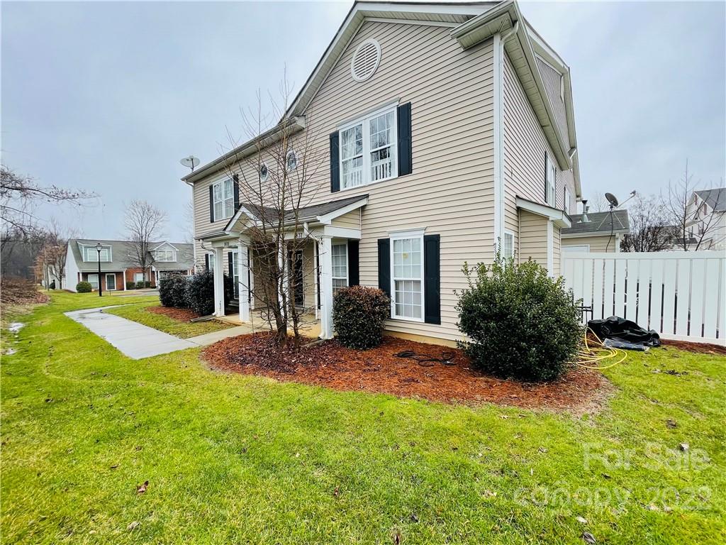 1837 Butterfly Lane