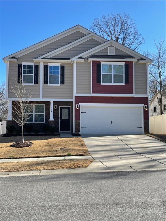 112 Kingsway Drive