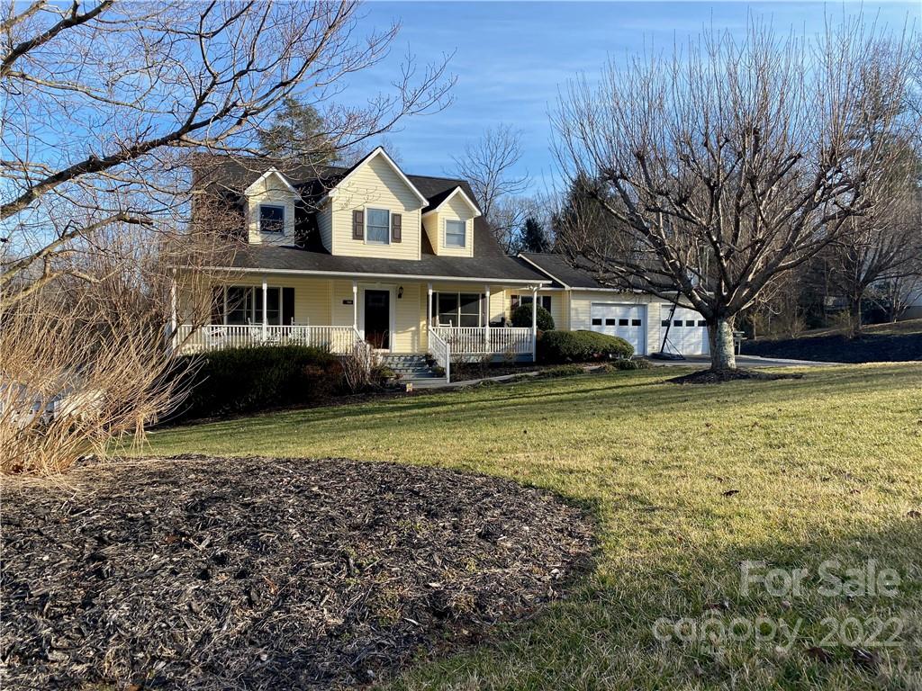 156 Lakeside Drive