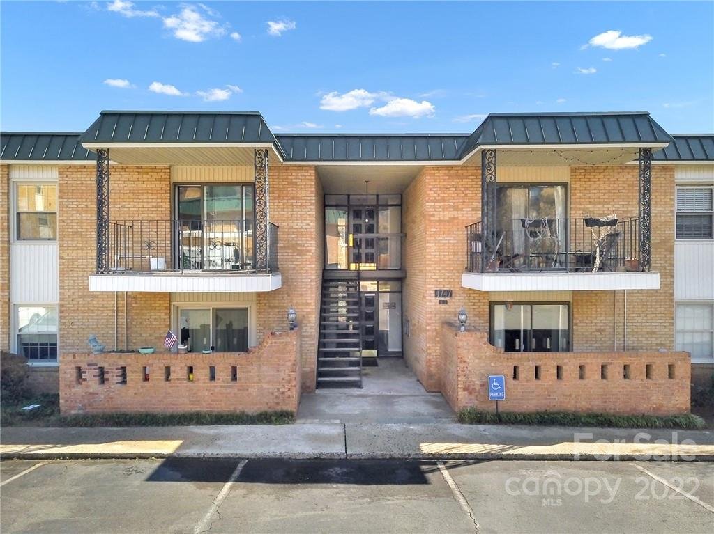 4747 Hedgemore Drive