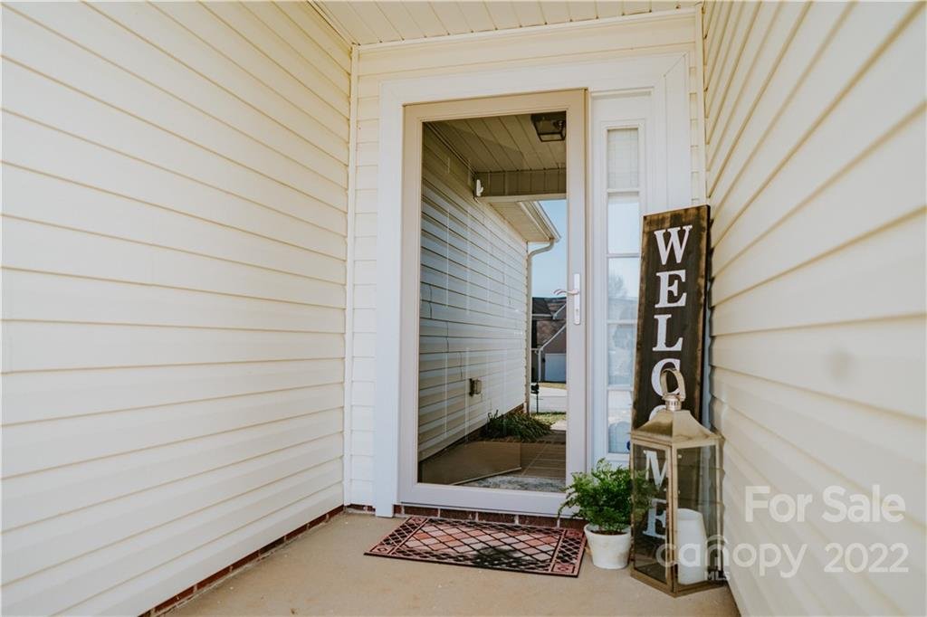 108 Briarwood Lane