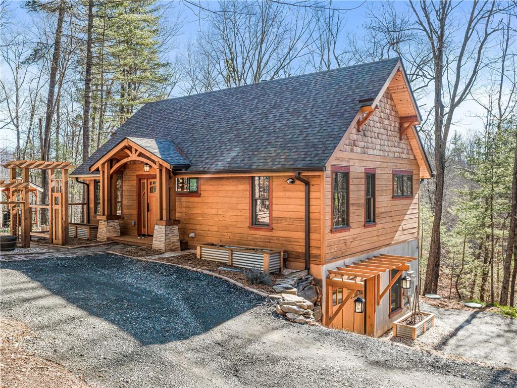 429 Amanda Drive
