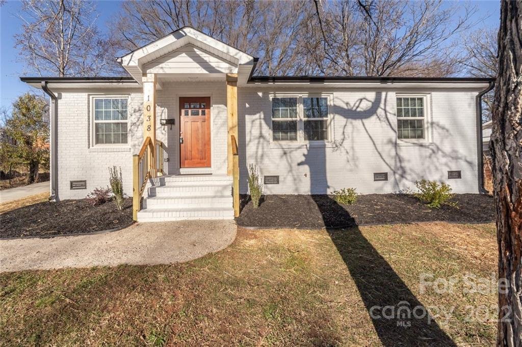 1038 Rollingwood Drive