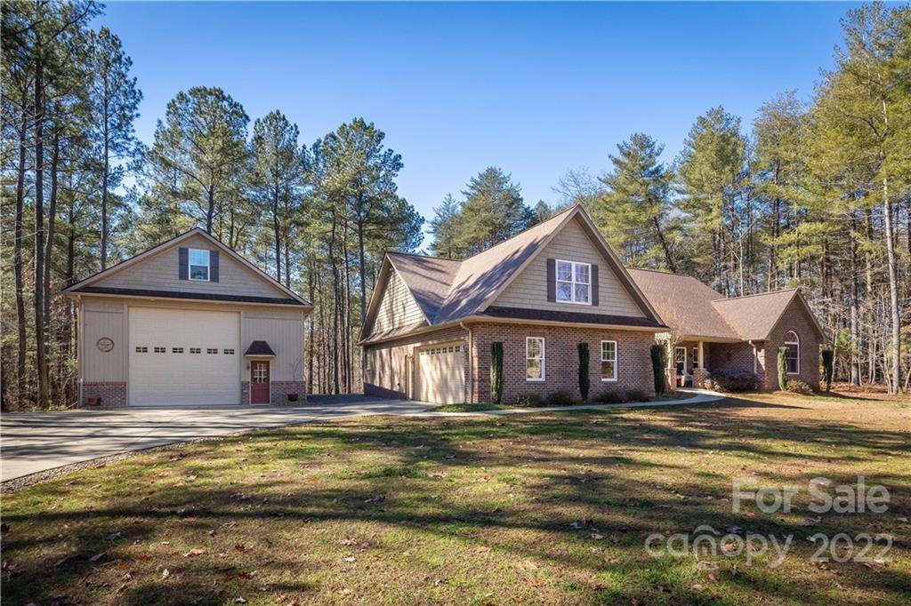 104 Rivercliff Drive