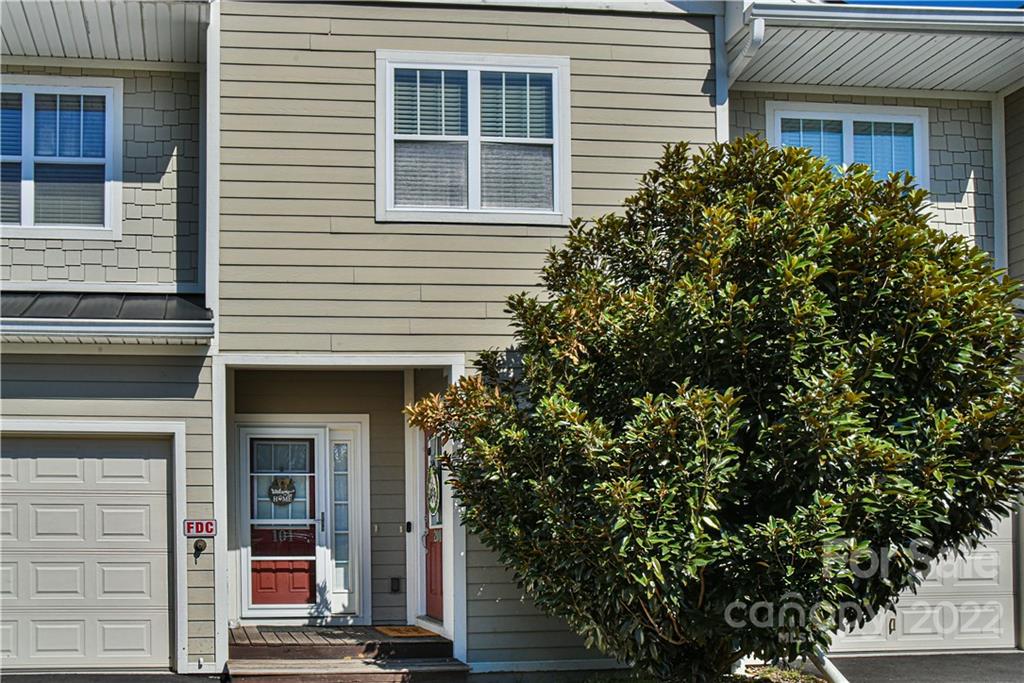 94 Foxden Drive 201