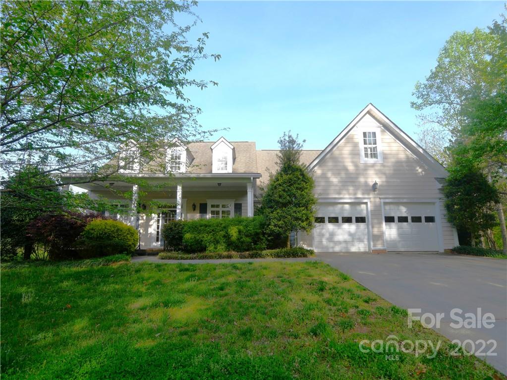 105 Winwood Circle