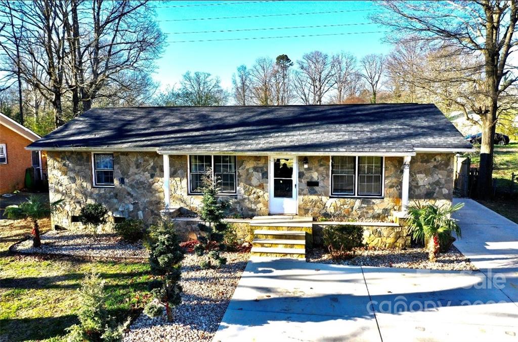 1131 Georgetown Drive