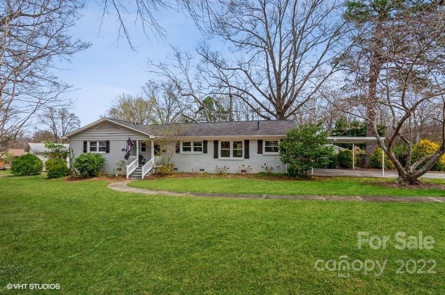 3200 Dunaire Drive 18