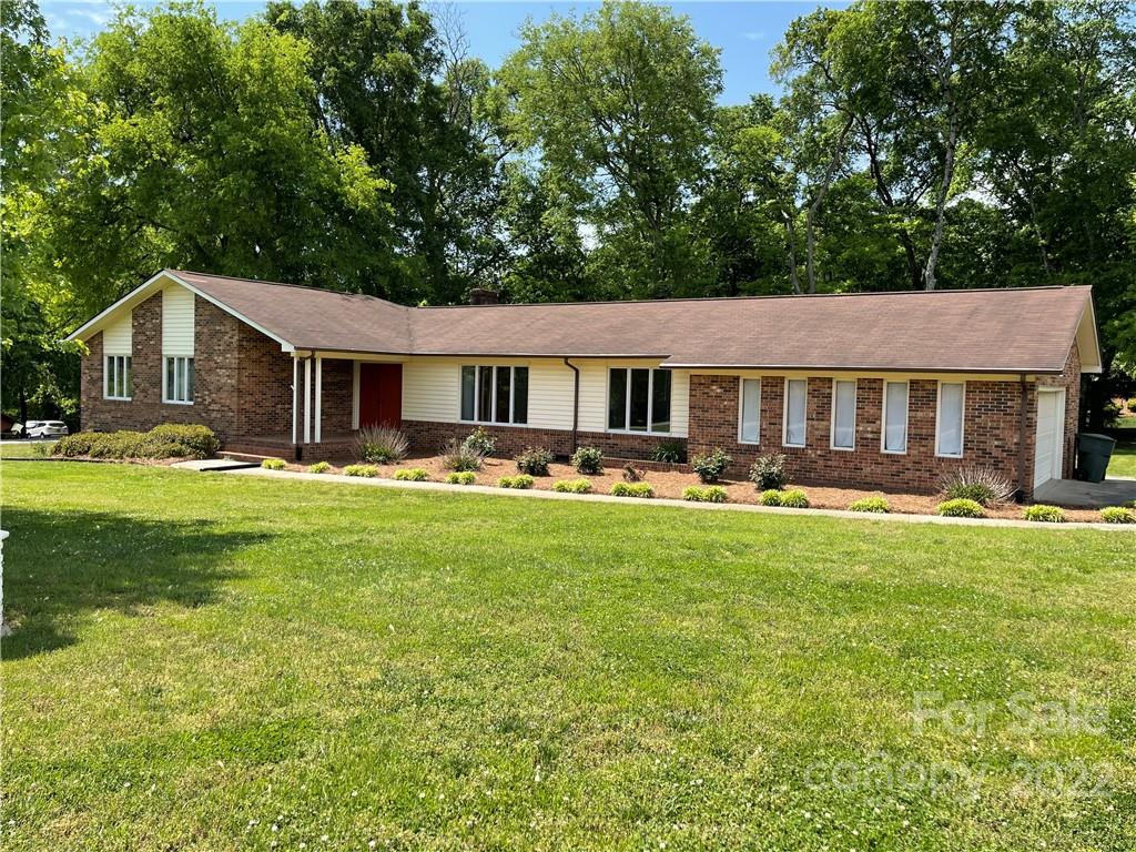 4307 Wrangler Drive