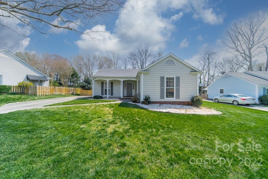 2548 Turnberry Lane