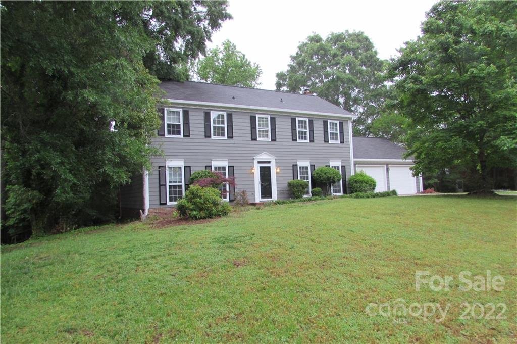 2708 Briar Ridge Drive