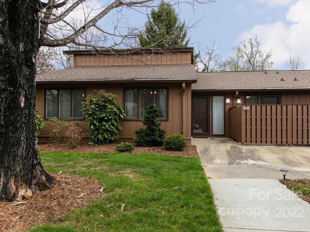 513 Crowfields Lane