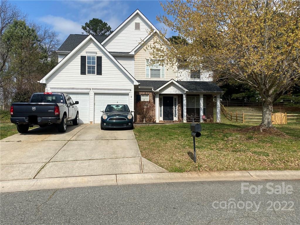 105 Meandering Way Lane
