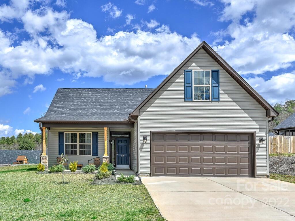 510 Rosebud Orchid Way