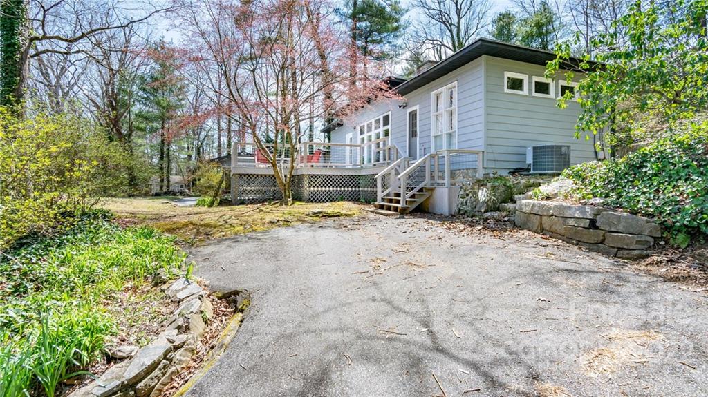 434 Fairway Drive