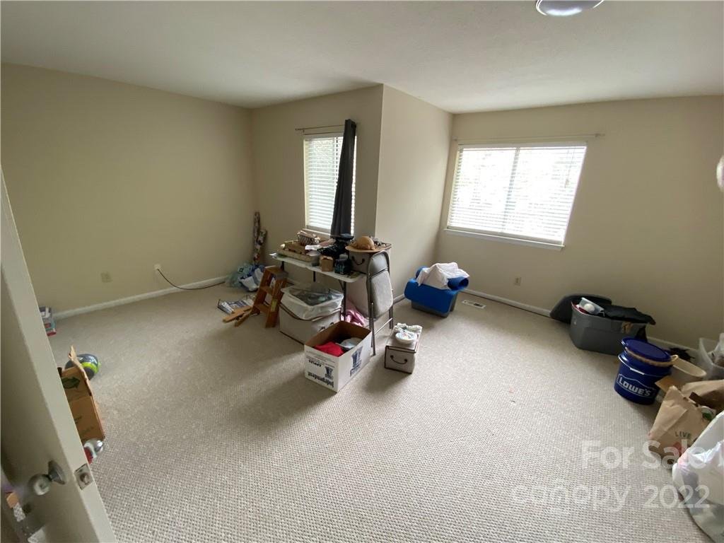 917 Sardis Cove Drive