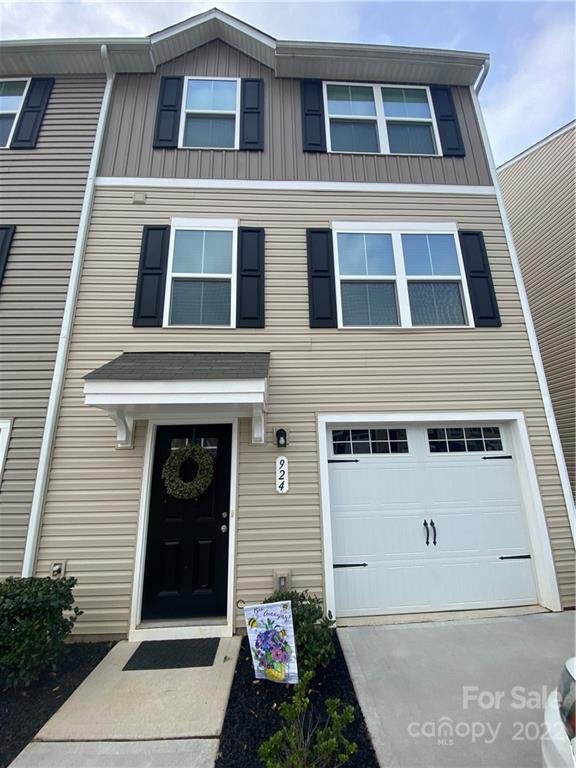 924 Taybyn Road