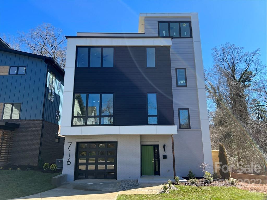 716 Waco Street